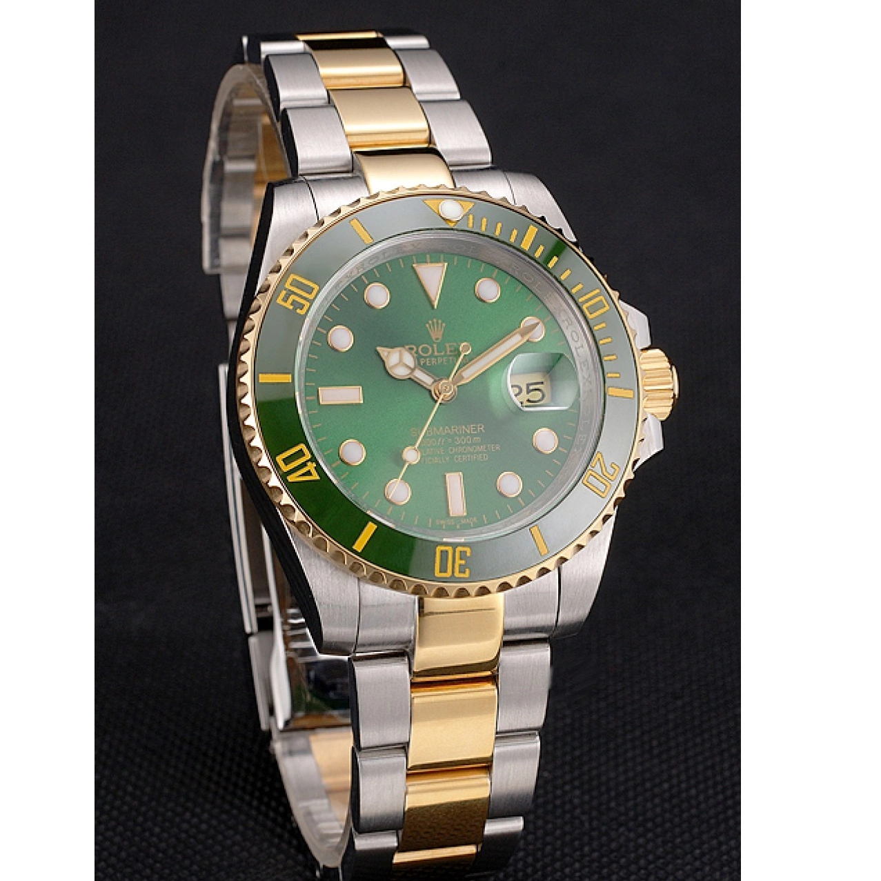 Aaa replica watch Steel Submariner Green Gold And Dial Two Bezel Rolex Swiss Tone Bracelet 0716